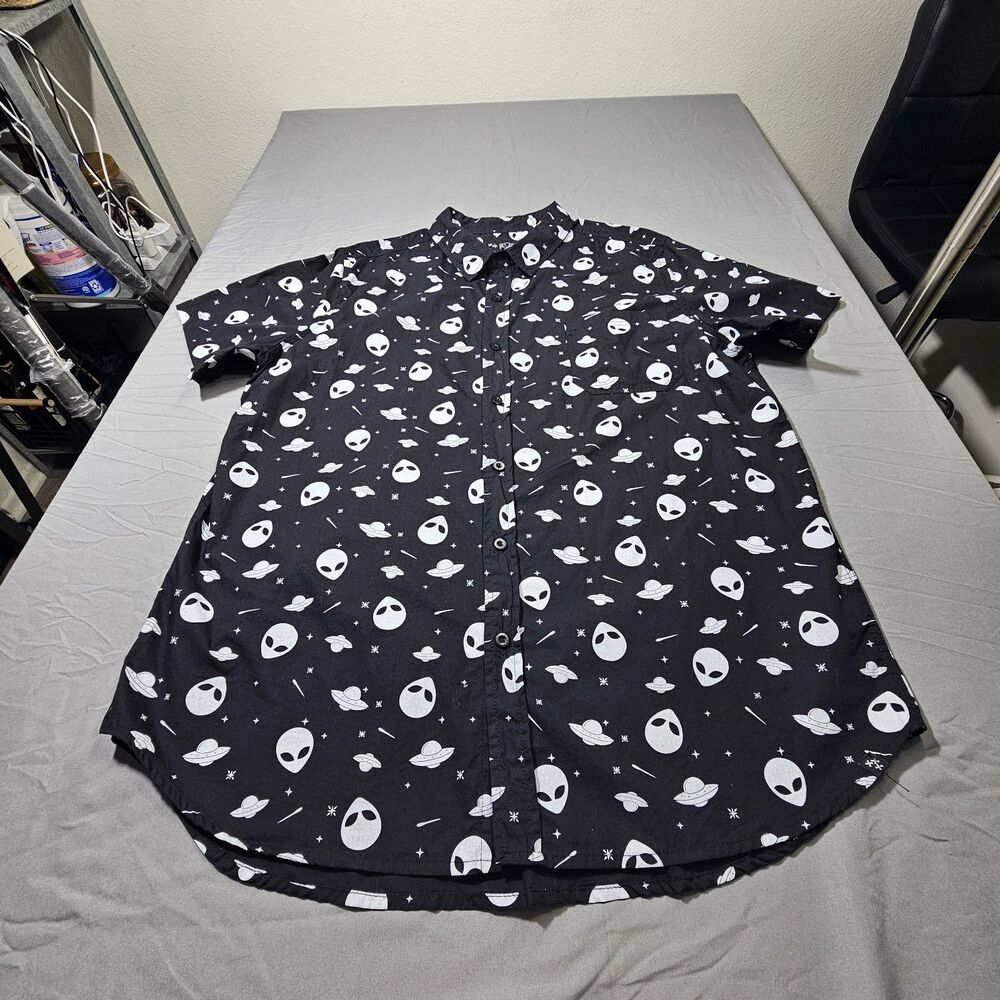 Rude Hot Topic Alien UFO Glow In The Dark Button Up Shirt XL Black Short Sleeve